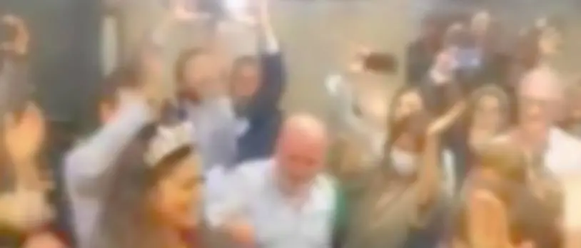 San Giovanni in Fiore, tarantella a gogo senza rispettare le norme Covid