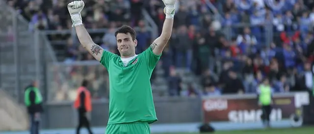 Da Cosenza all'esordio in Serie A. Frattali a 33 anni è un ragazzino