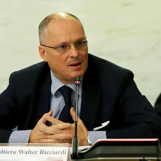 Piano vaccini, Ricciardi: \"Serve commissario h24, Bertolaso giusto\"
