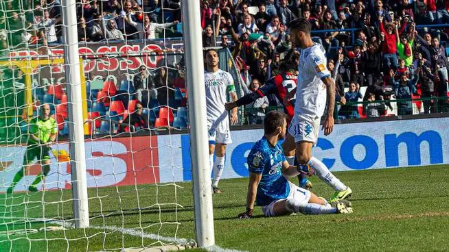 Precedenti Cosenza-Empoli, bilancio in leggero vantaggio per i Lupi