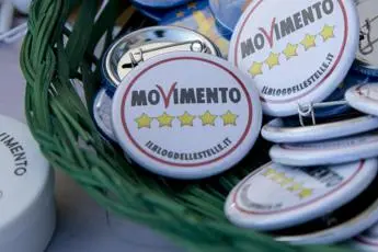 Governo Draghi, dilemma Rousseau per il M5S