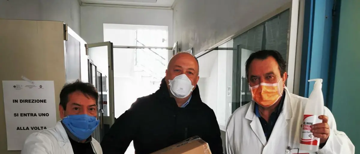 Coronavirus, donato materiale medico a tre strutture sanitarie della provincia di Cosenza