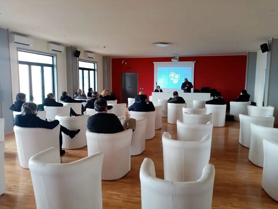 Presidio Covid-19 a Cetraro, riunione in Comune insieme ai dirigenti medici