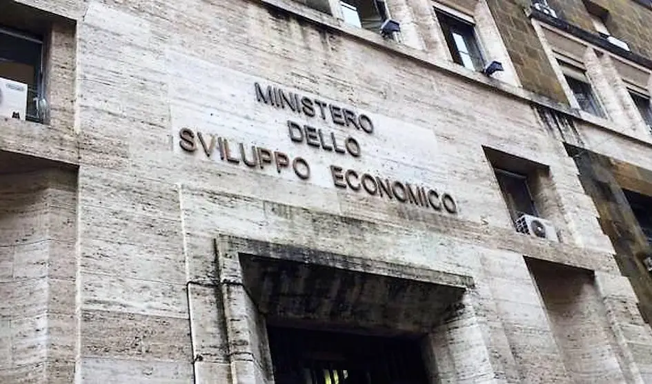 Attività essenziali, da oggi un nuovo elenco