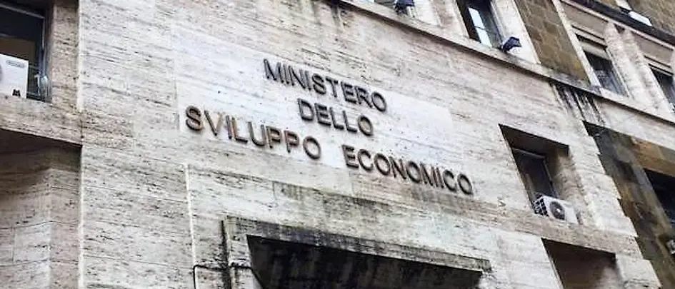 Attività essenziali, da oggi un nuovo elenco