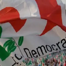 «Santelli? Pensi ai cittadini, non ai sondaggi»