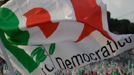 «Santelli? Pensi ai cittadini, non ai sondaggi»