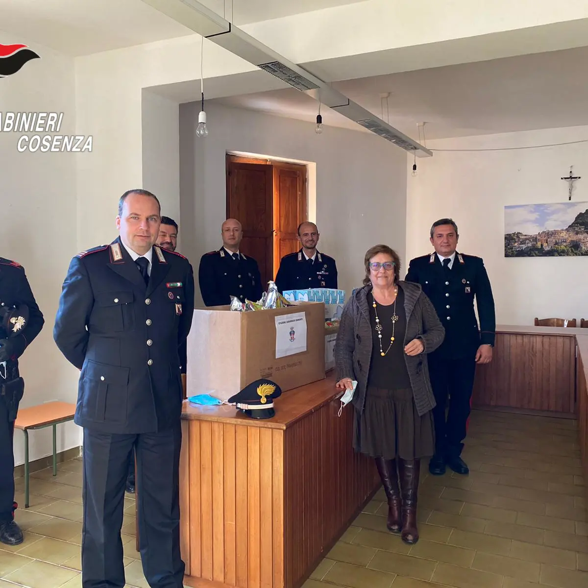 I carabinieri di Diamante donano pacchi alimentari: ecco a chi sono destinati