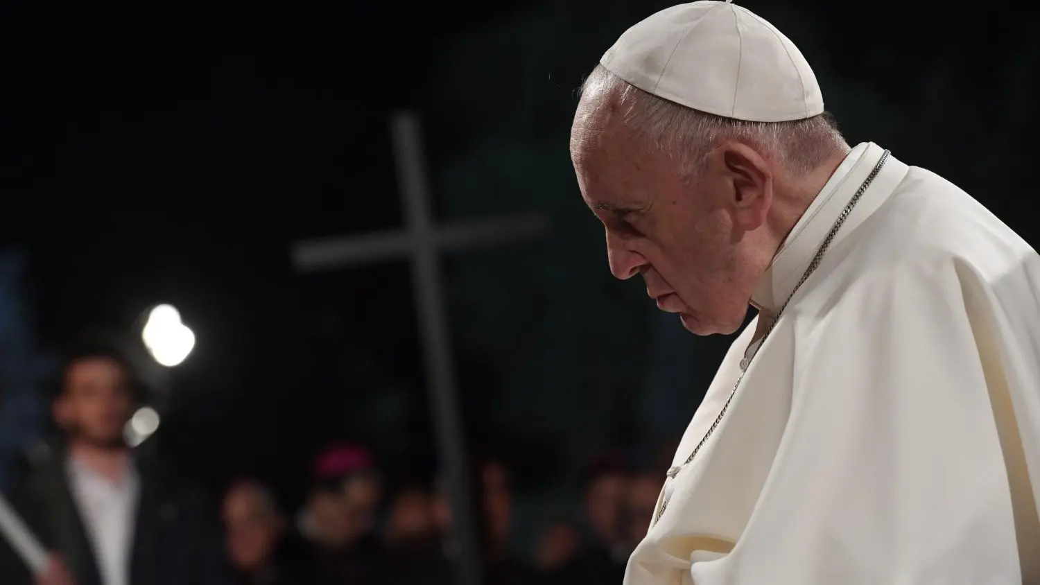Coronavirus, Papa Francesco: «Rispettate disposizioni. Serve sicurezza»