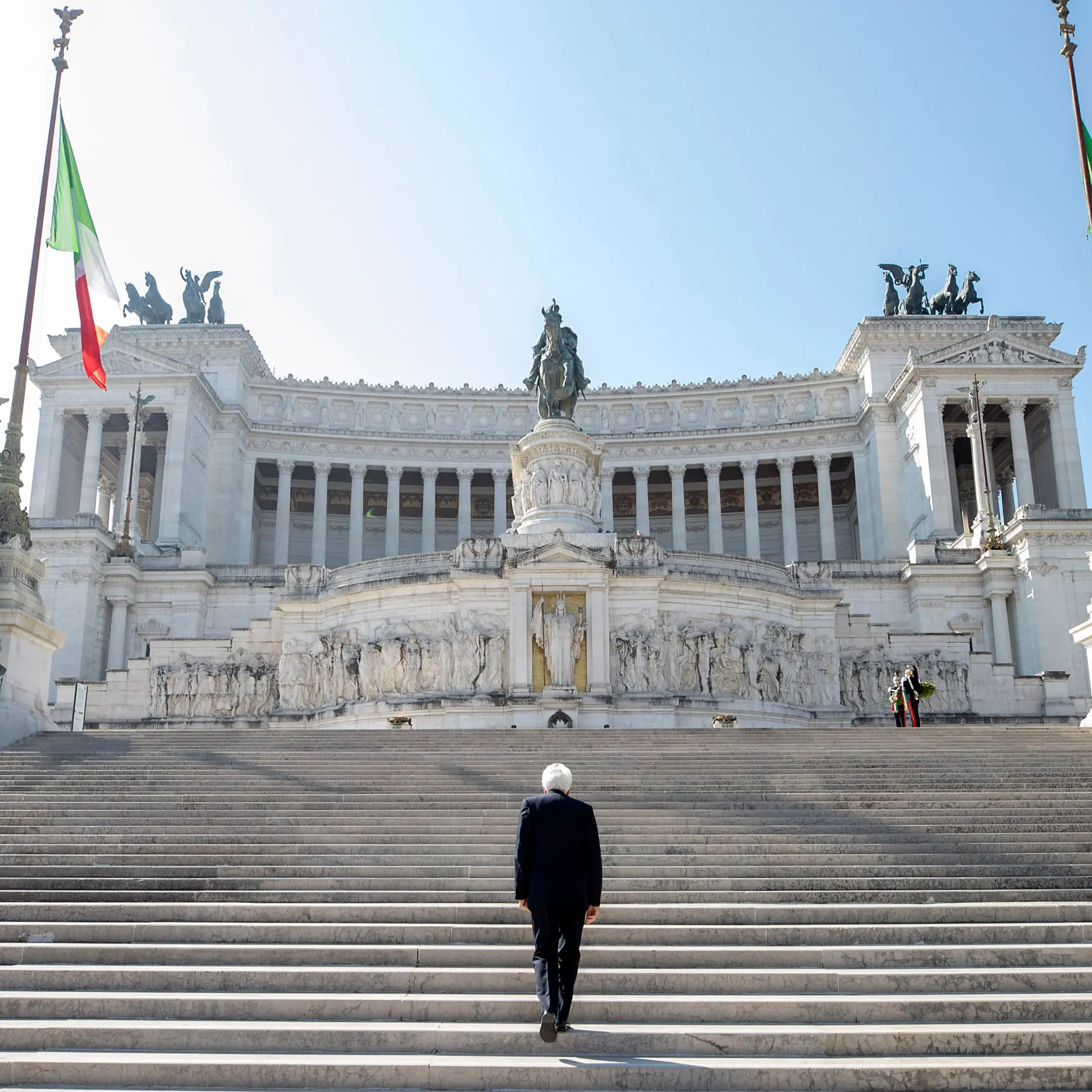 Festa della Liberazione, Mattarella: «L'Italia rinascerà» FOTO E VIDEO