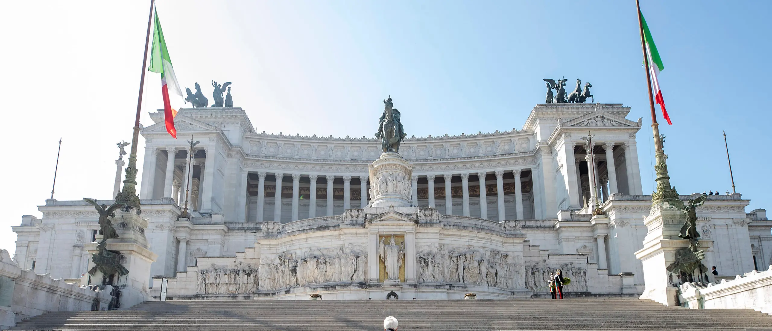 Festa della Liberazione, Mattarella: «L'Italia rinascerà» FOTO E VIDEO