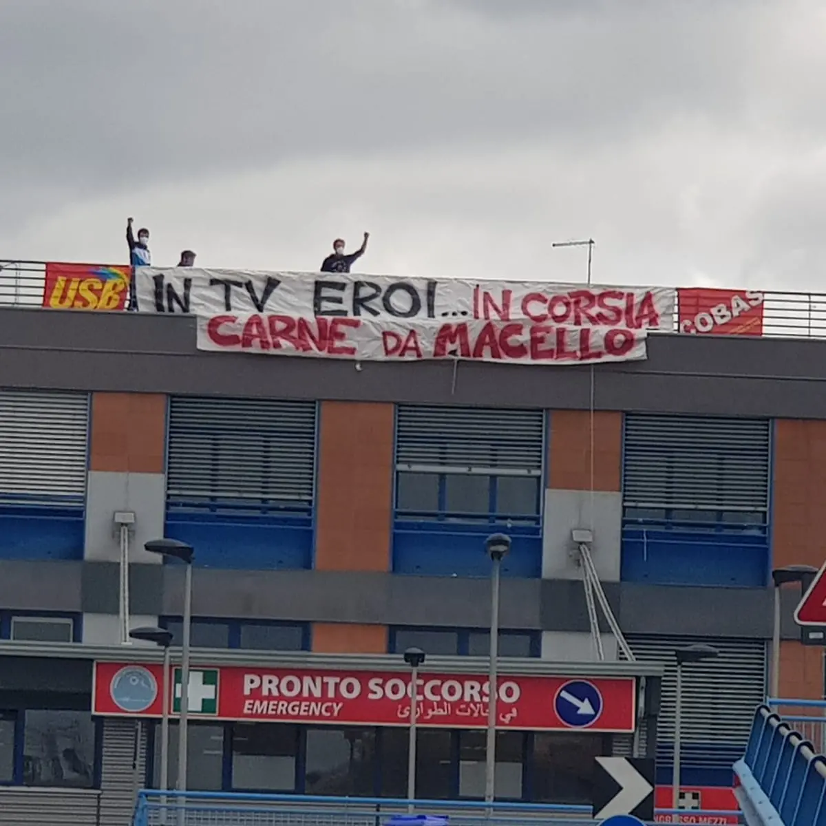 «In tv eroi, in corsia... carne da macello». La denuncia di USB e Cobas