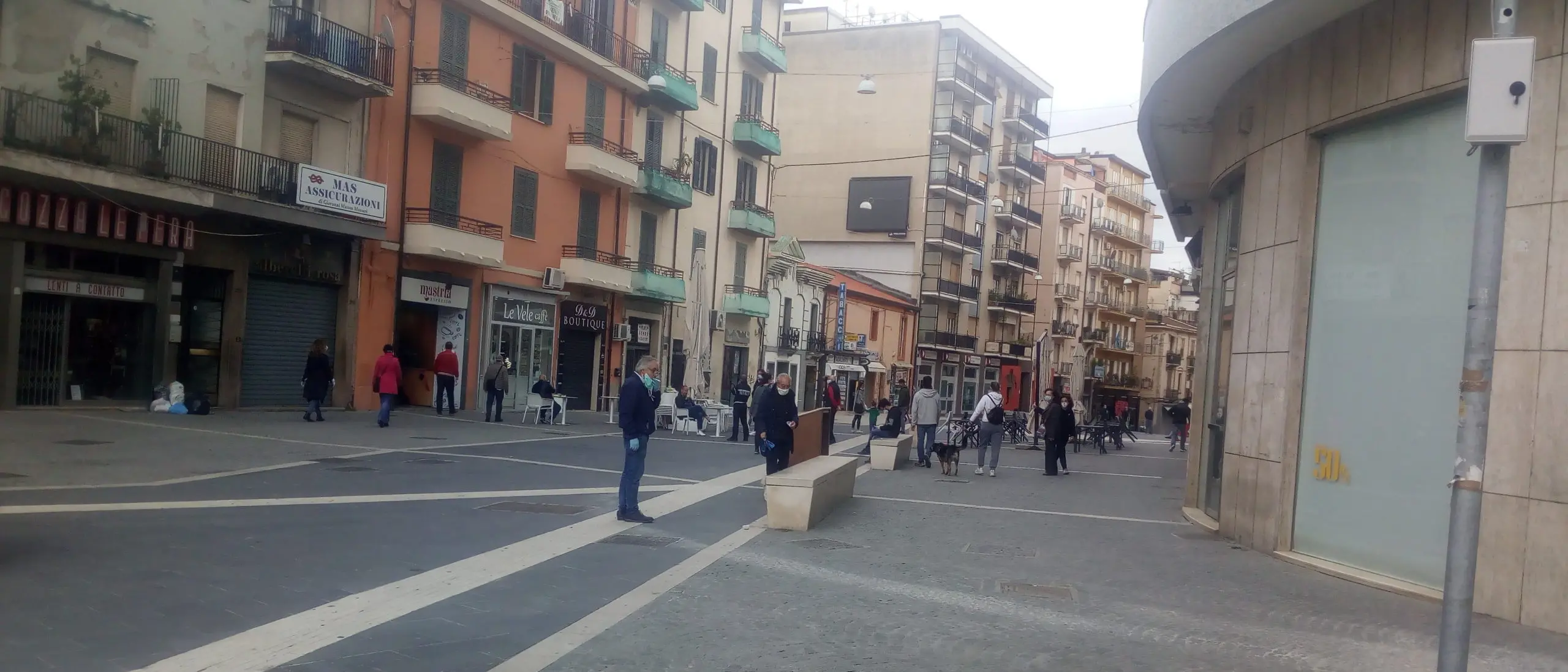 Cosenza città aperta... con e senza il distanziamento sociale