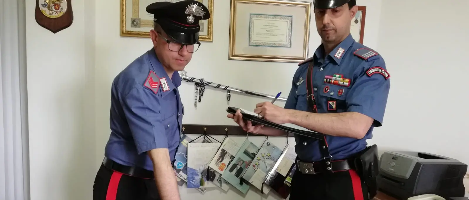 Assembrati con la droga in casa: 4 denunce a San Demetrio Corone