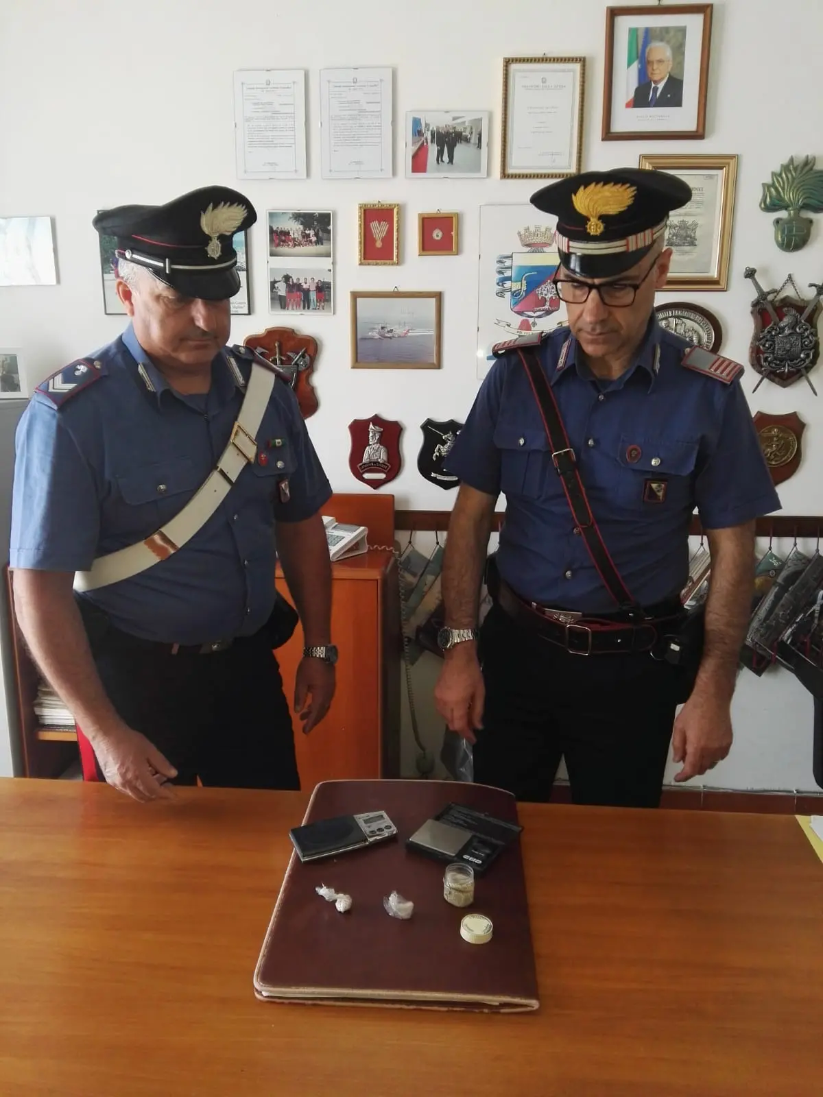 Villapiana, nascondeva l'eroina tra i vestiti: arrestata