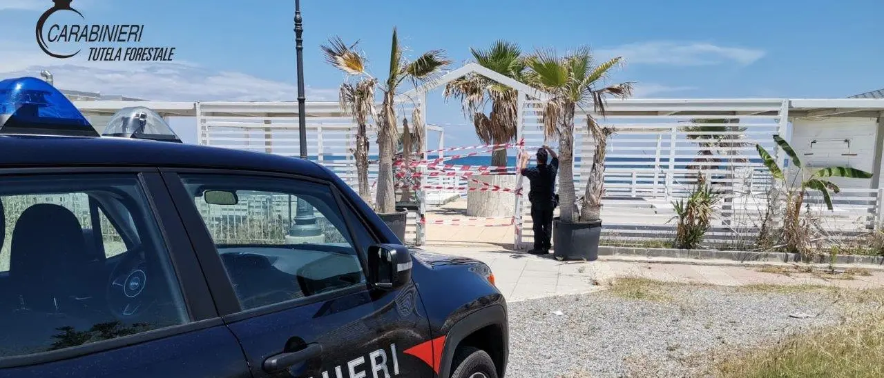 Mandatoriccio: sequestrato stabilimento balneare