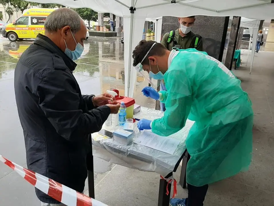 Screening a Cosenza: spunta un caso Covid positivo