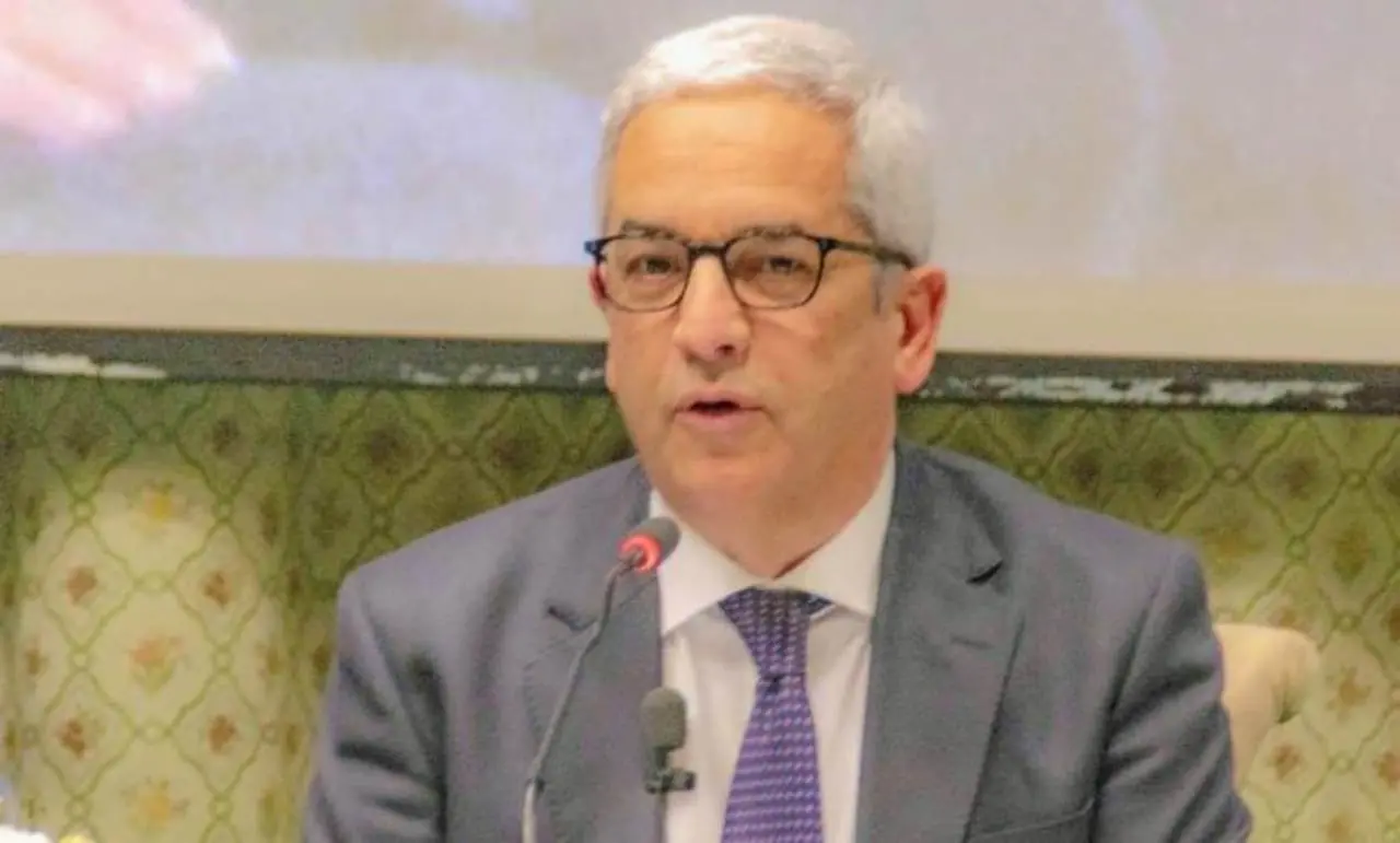 Rende, il sindaco Manna chiude di nuovo le scuole: l'ordinanza