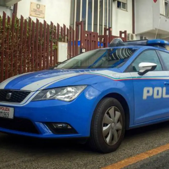 Corigliano Rossano, maltratta la moglie e fugge in Romania: arrestato