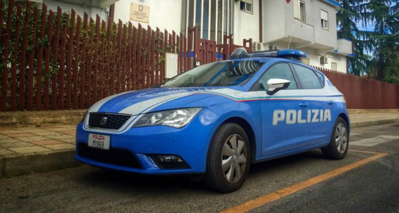 Estorce denaro ai genitori, arrestato 25enne di Corigliano Rossano