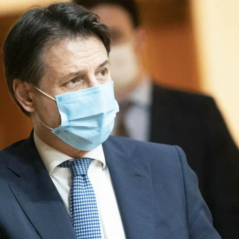Stretta del Governo sulle discoteche, chiuse fino al sette settembre