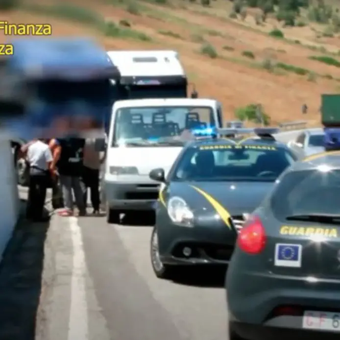 Caporalato, Gallo: «La Regione Calabria si costituisca parte civile»