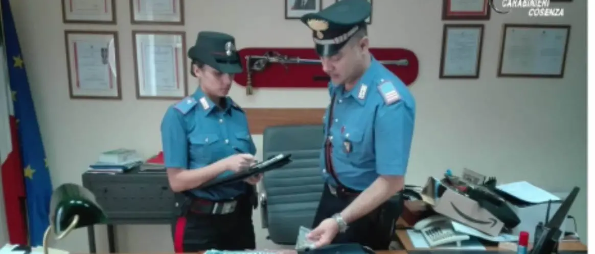 Corigliano, arrestato un 18enne vicino Piazzetta Portofino