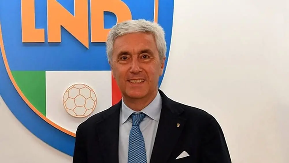 LND: \"Dall'Eccellenza ne scende una. Stop alle retrocessioni per le altre categorie\"