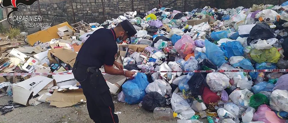 Canna, posta sotto sequestro l’Isola Ecologica comunale