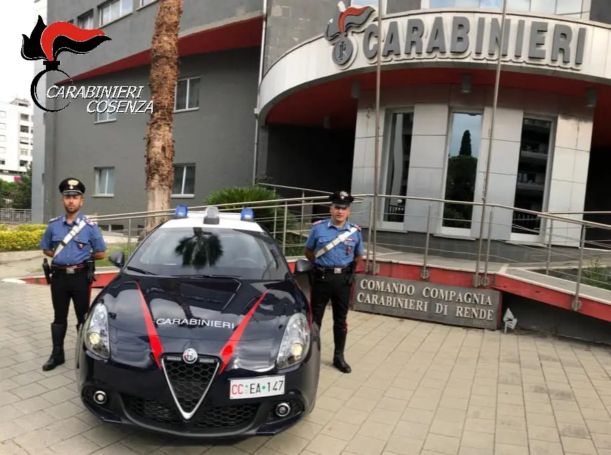 Rende, i Carabinieri salvano un giovane che cercava di suicidarsi