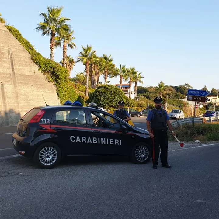 Diamante, marijuana in casa: arrestato dai carabinieri
