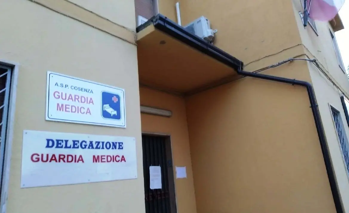 Amendolara, Asp apre studio medico