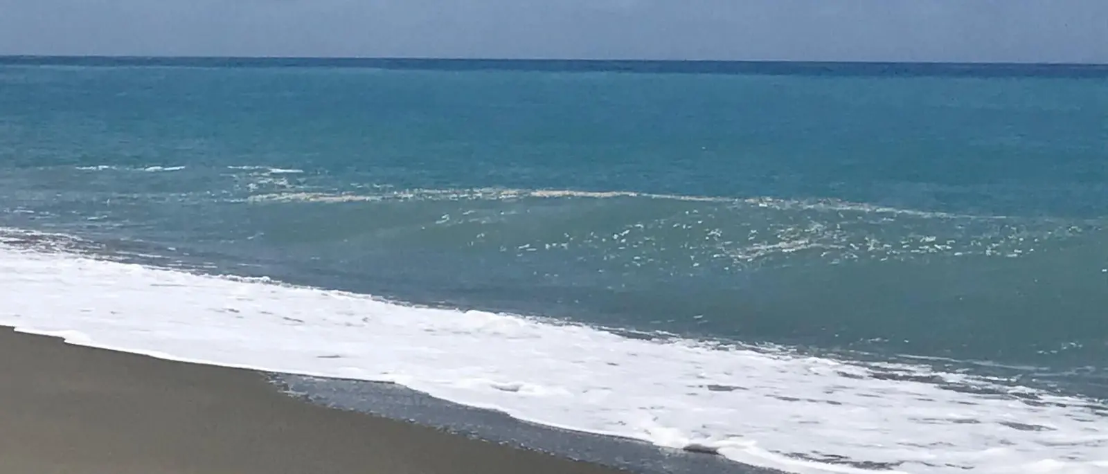 Mare sporco a Bonifati, esposto alla procura di Paola