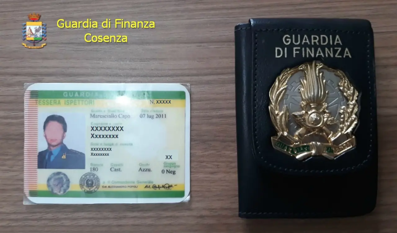 Cosenza, arrestato falso finanziere: ecco tutti i dettagli