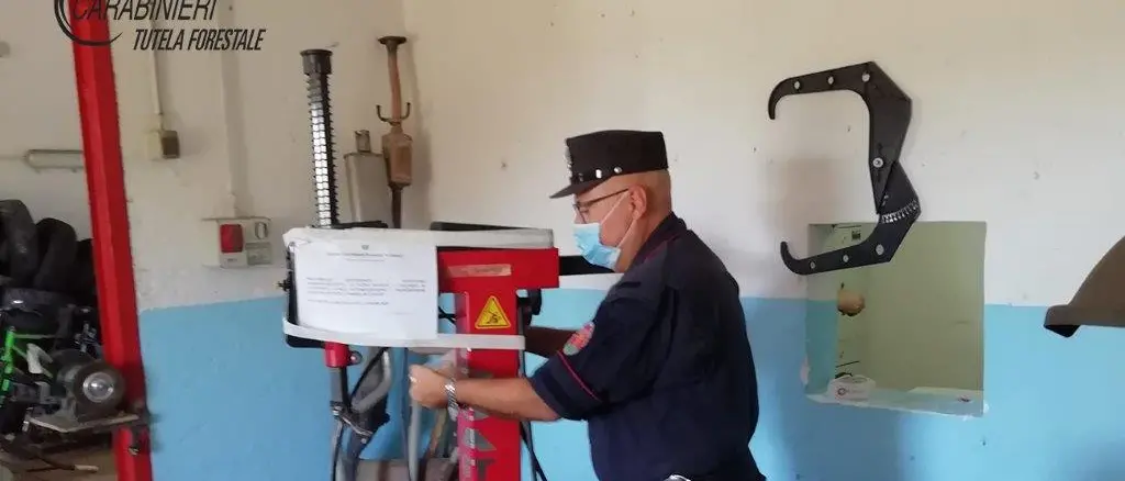 S.Nicola Arcella: posta sotto sequestro officina