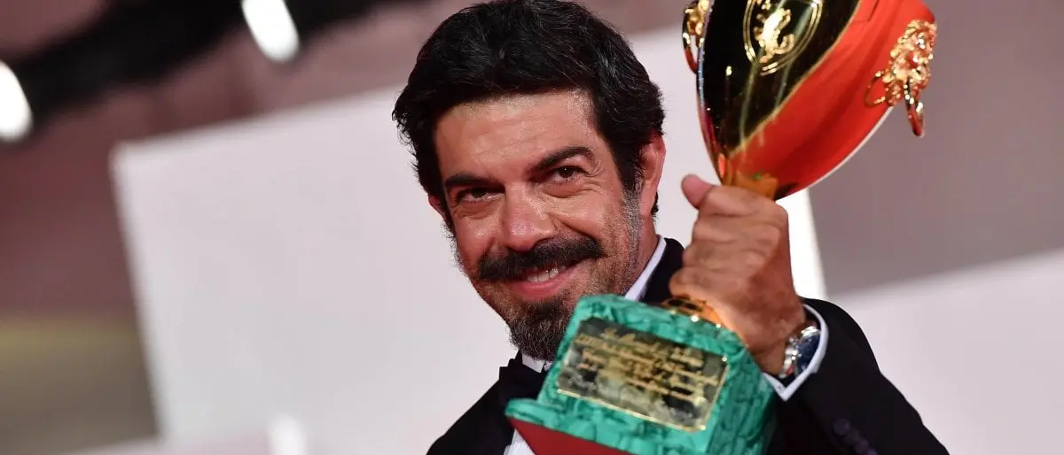 Favino miglior attore a Venezia. La Calabria conquista la Laguna