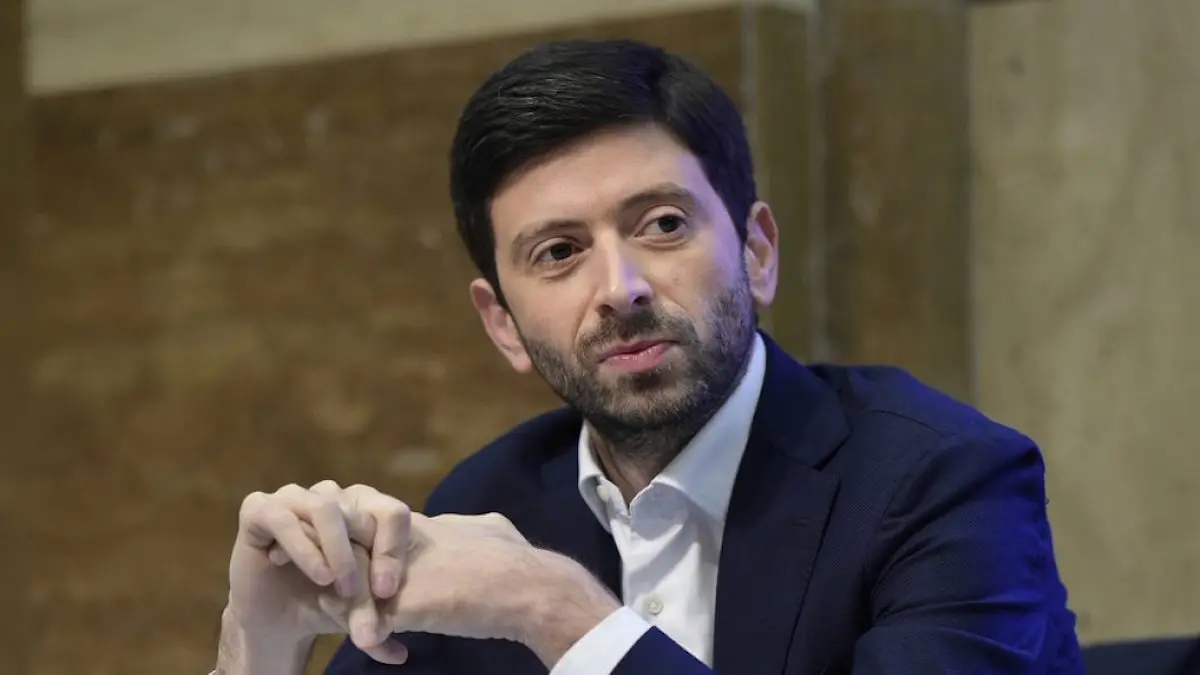 Speranza difende Zuccatelli: «30 anni di carriera non si possono cancellare per un video»
