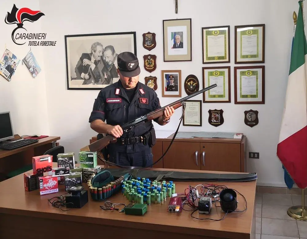 Rossano, cacciatore usava richiamo vietato: denunciato