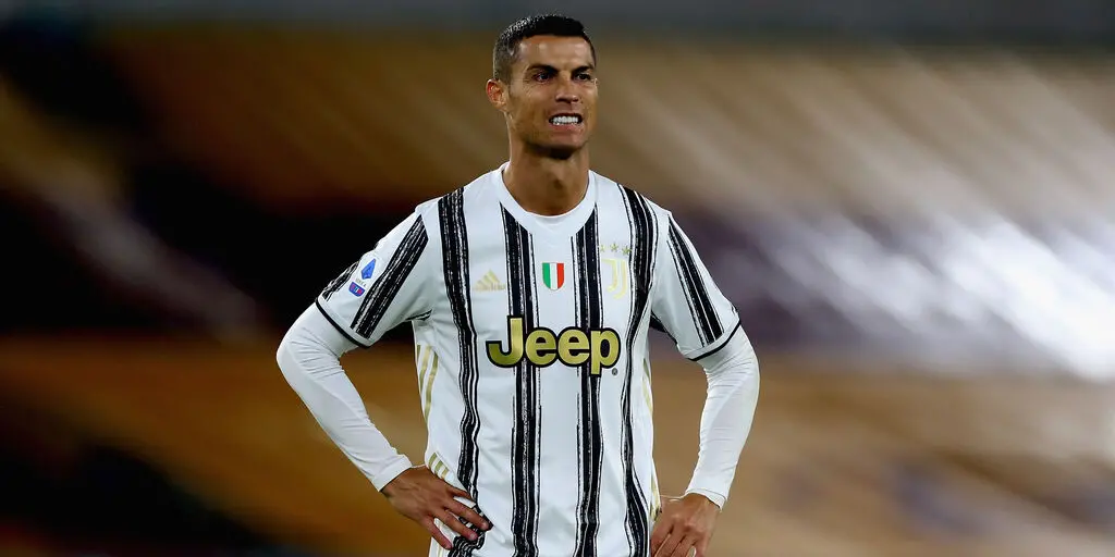 Coronavirus, positivo anche Cristiano Ronaldo. Salterà il Crotone