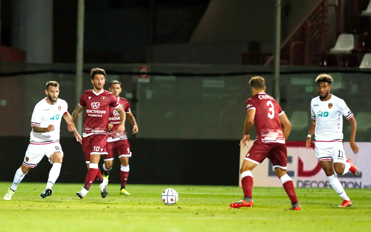 Castro punisce la Reggina. Menez espulso e Denis sbaglia un rigore