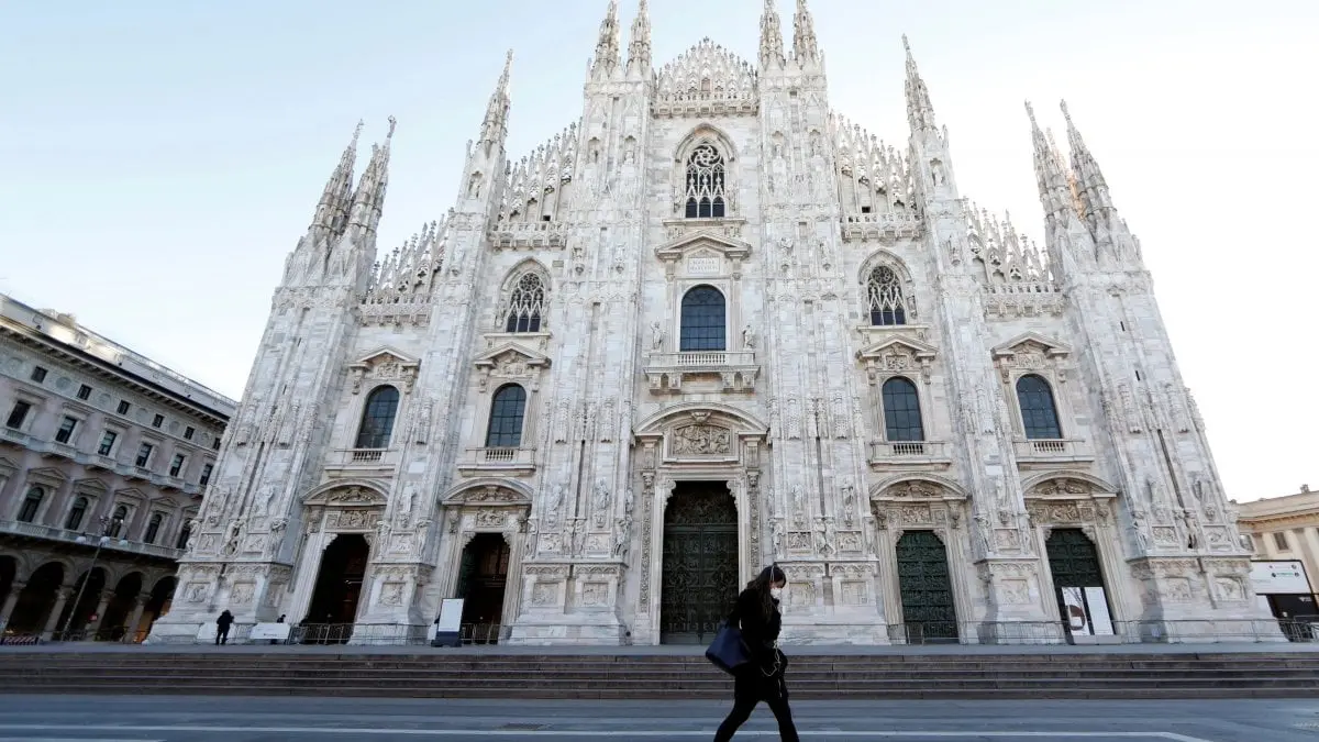 Coronavirus, Lombardia verso il coprifuoco: stop alle attività dalle 23 alle 5 del mattino