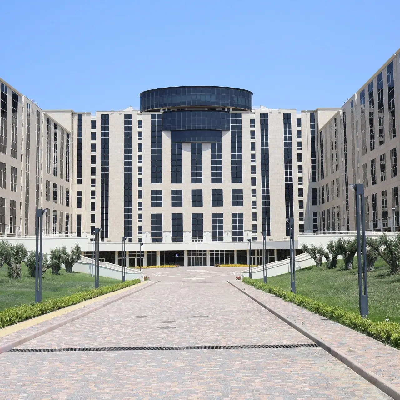 Regione Calabria, nuova ordinanza: stop alle visite specialistiche in ospedale