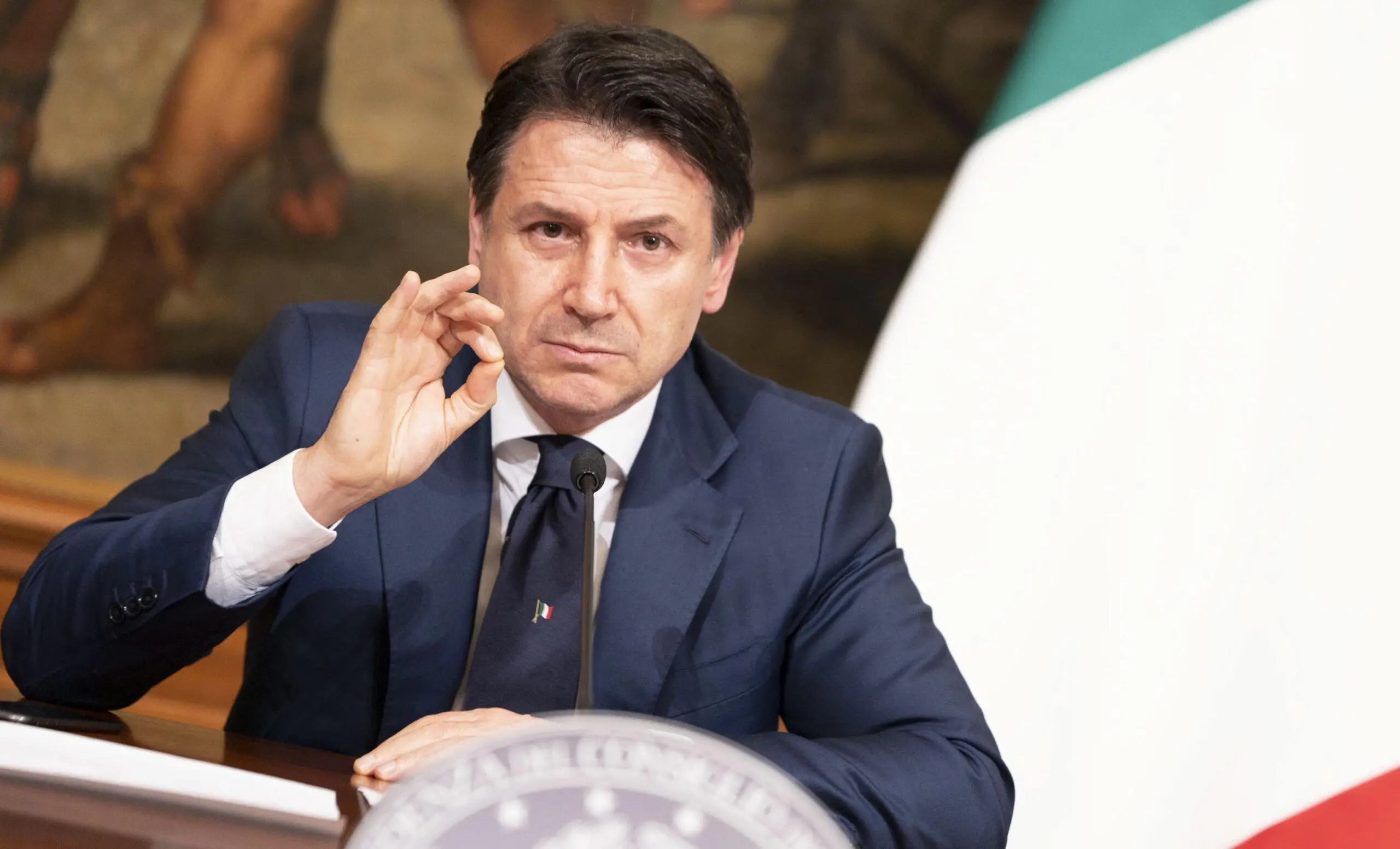 Conte alla Camera dei Deputati: «In arrivo nuove misure restrittive» VIDEO