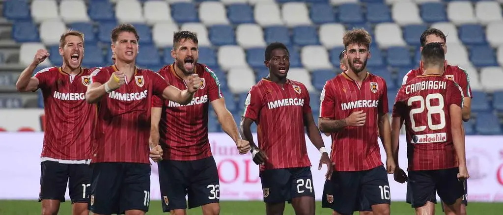 Serie B, la Reggiana non parte per Salerno: sarà 3-0 a tavolino