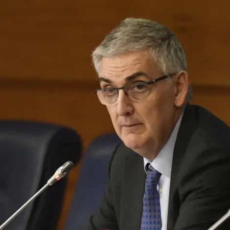 Covid, indice Rt a 1,7. Si va verso lo scenario 4