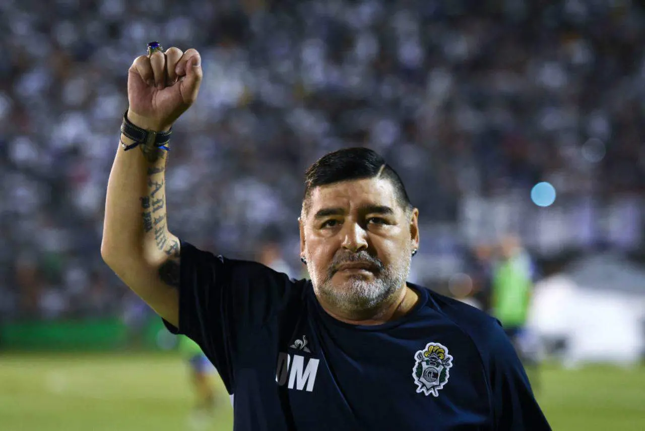 DALL'ARGENTINA: «E' MORTO DIEGO ARMANDO MARADONA»