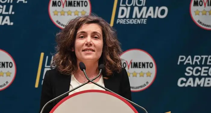 Medici cubani in Calabria, Orrico presenta un’interrogazione parlamentare: «Sono sfruttati, Occhiuto faccia da garante»\n