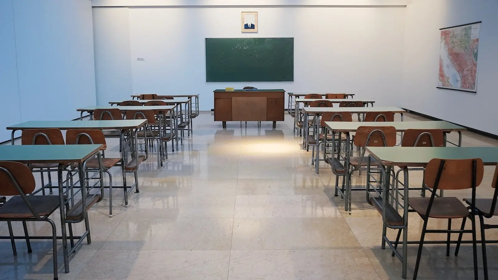 Cuzzocrea: «Rischioso riaprire le scuole a Montalto Uffugo»