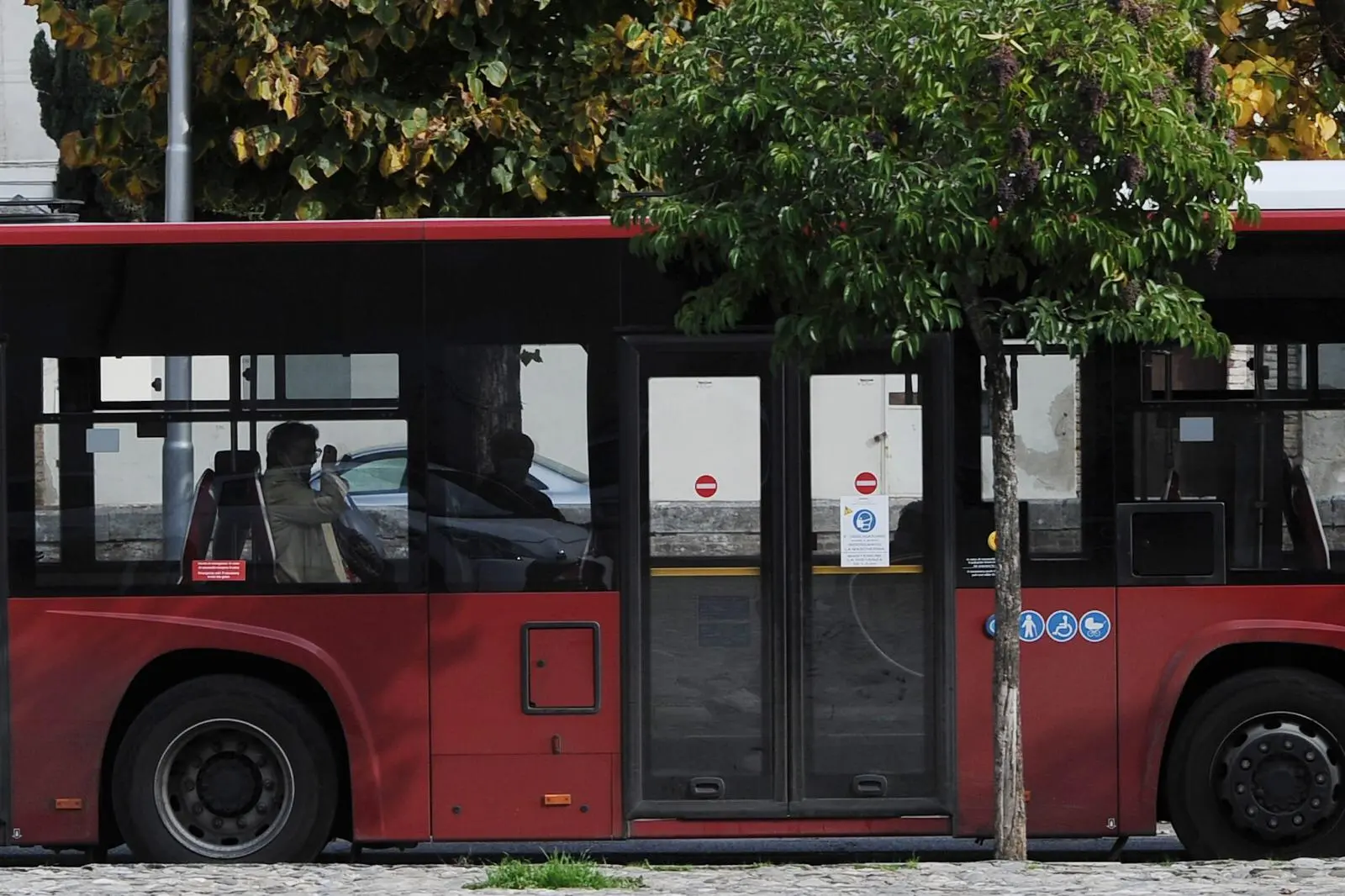 Trasporti, anche Cosenza aderisce allo sciopero indetto l'8 marzo . Ecco le corse garantite