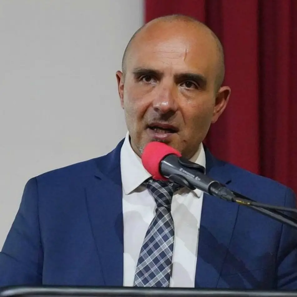 Acri, emergenza coronavirus: il sindaco annuncia la \"zona rossa\"